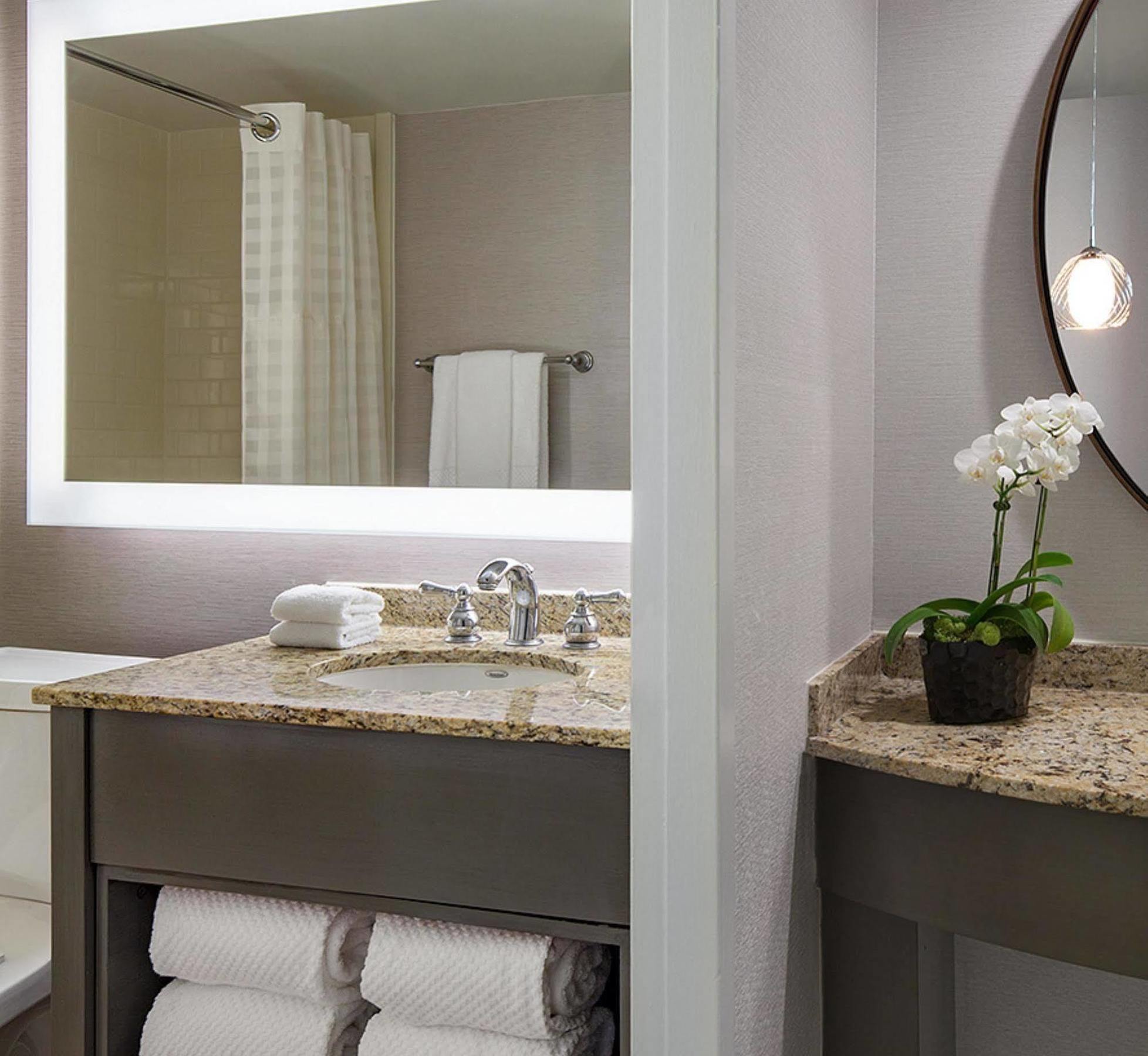 Embassy Suites Philadelphia - Center City المظهر الخارجي الصورة