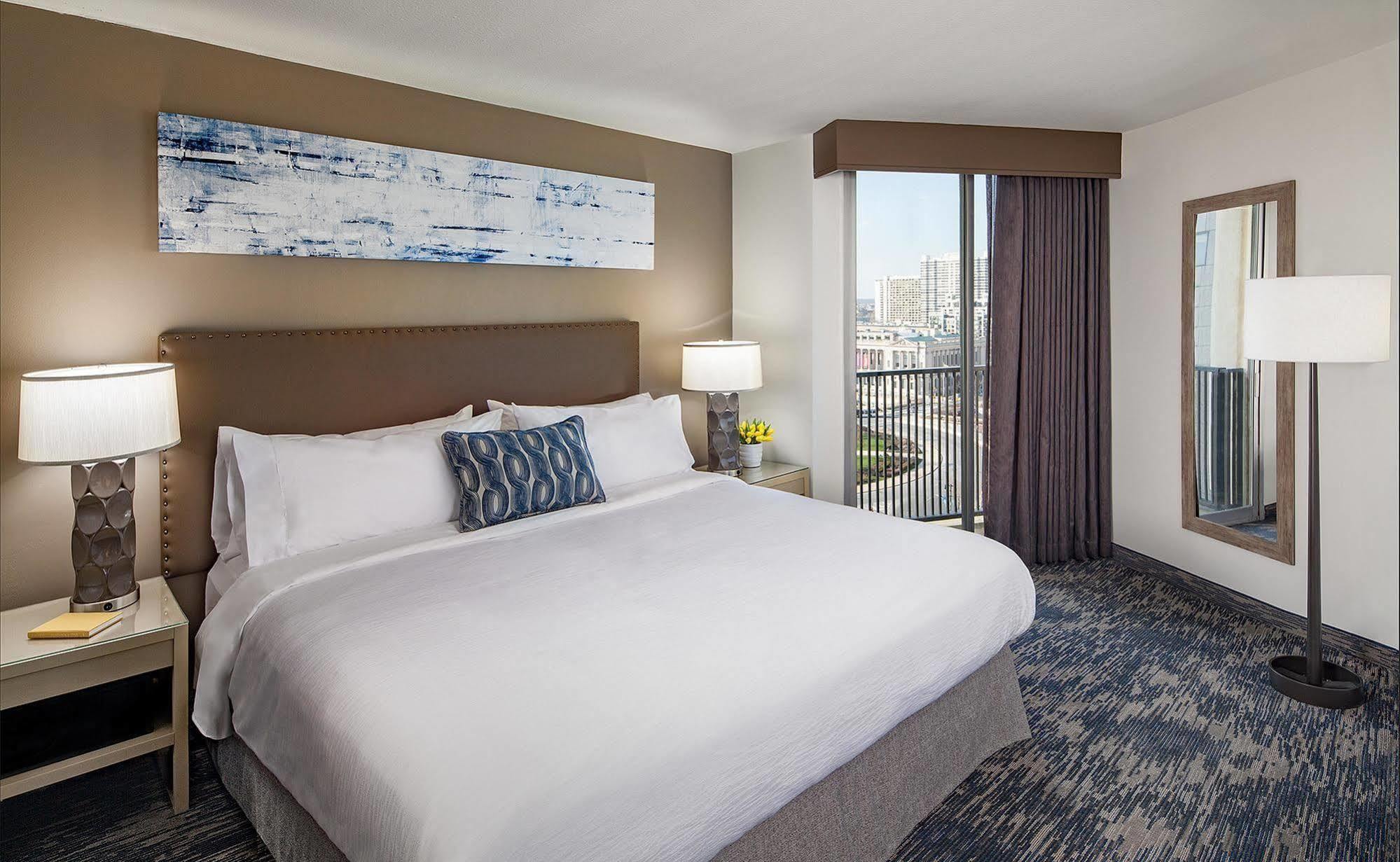 Embassy Suites Philadelphia - Center City المظهر الخارجي الصورة